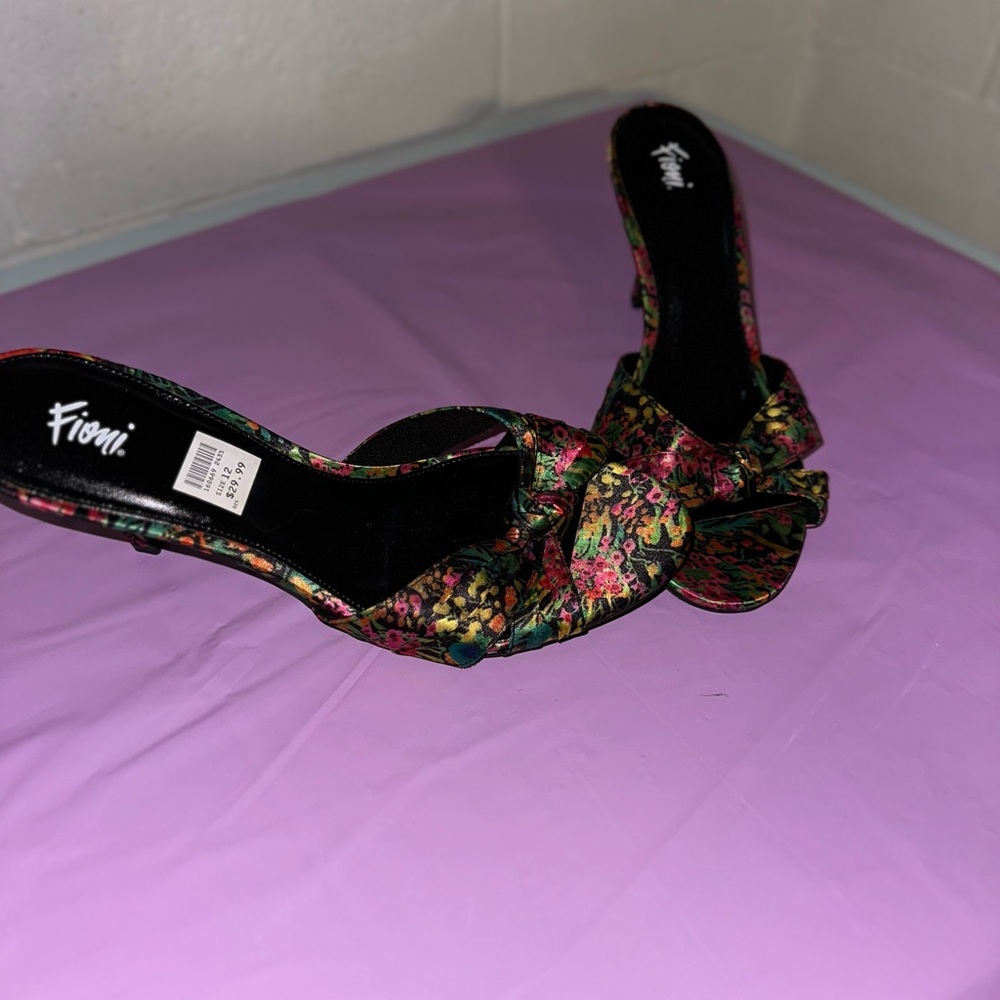 Classy chic open toe heel